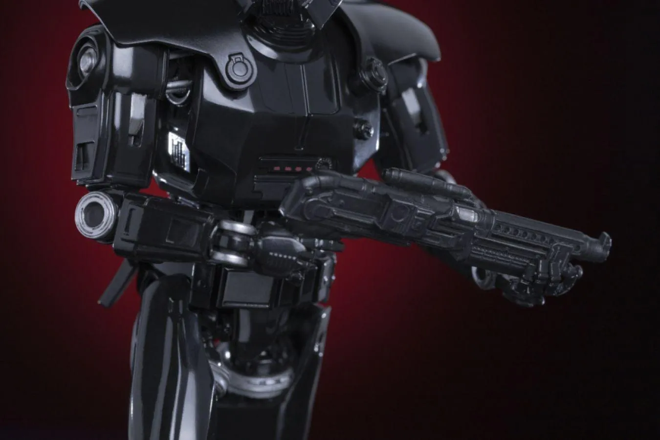 Star Wars: The Mandalorian - Dark Trooper 1:10 Scale Statue - Image 13