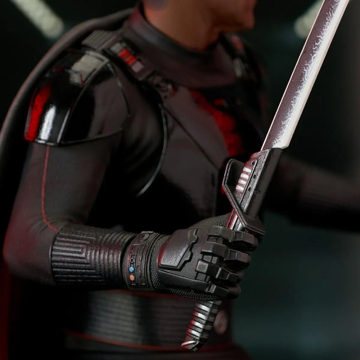Star Wars: The Mandalorian - Moff Gideon 1:6 Scale Bust - Image 12