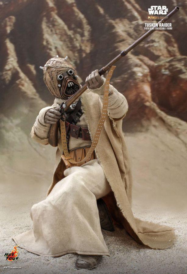 Star Wars: The Mandalorian - Tusken Raider 1:6 Scale 12" Action Figure - Image 5