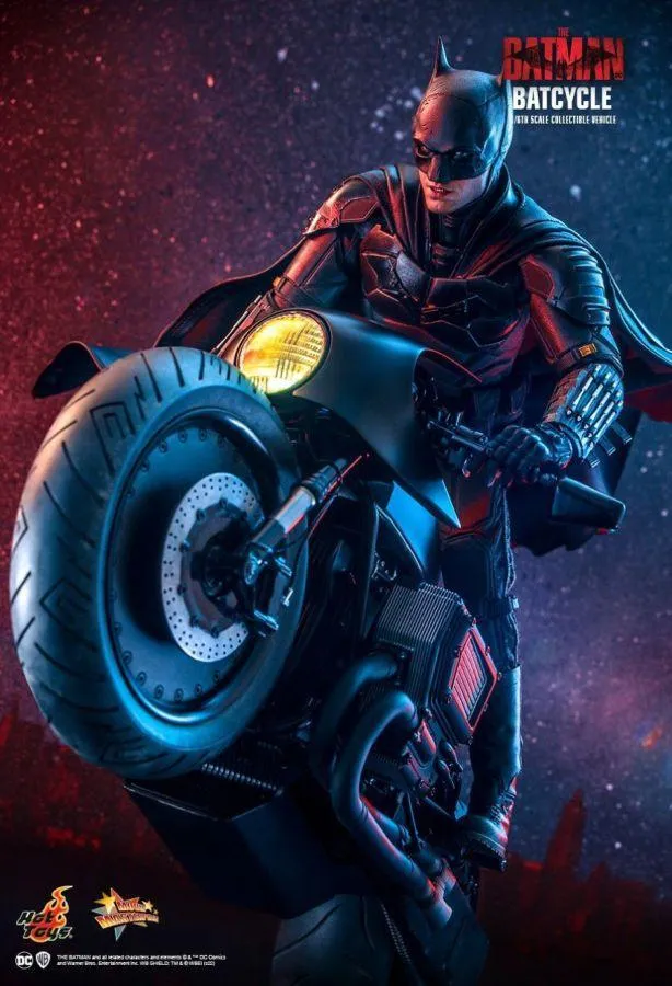 The Batman - Batcycle 1:6 Scale Collectable Vehicle - Image 3
