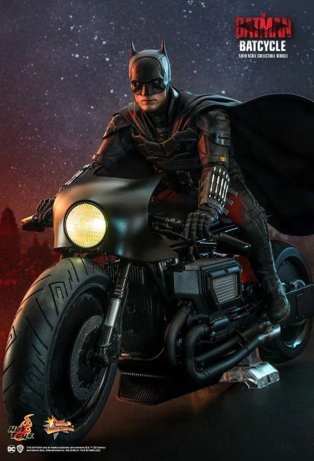 The Batman - Batcycle 1:6 Scale Collectable Vehicle - Image 5