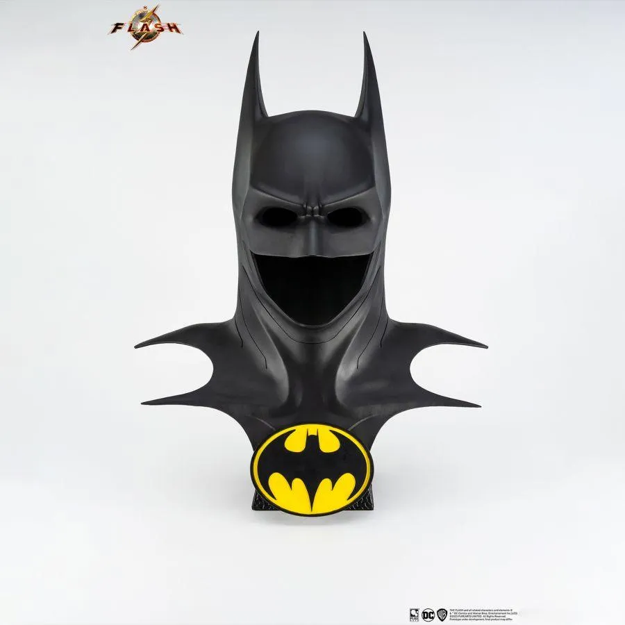 The Flash (2023) - Batman 1:1 Scale Cowl Prop Replica - Image 2