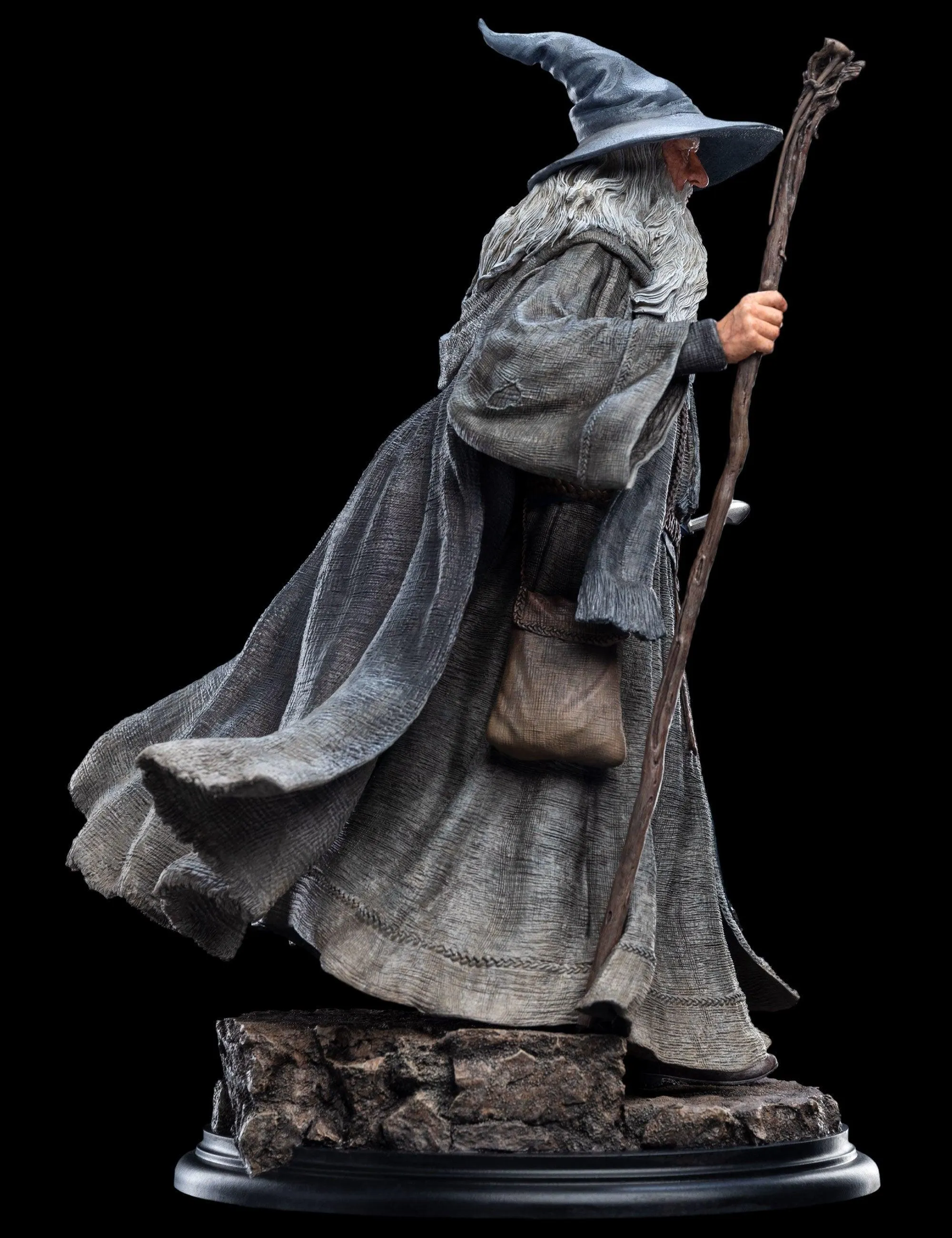 The Lord of the Rings - Gandalf the Grey, Pilgrim 1:6 Scale Statue - Image 7