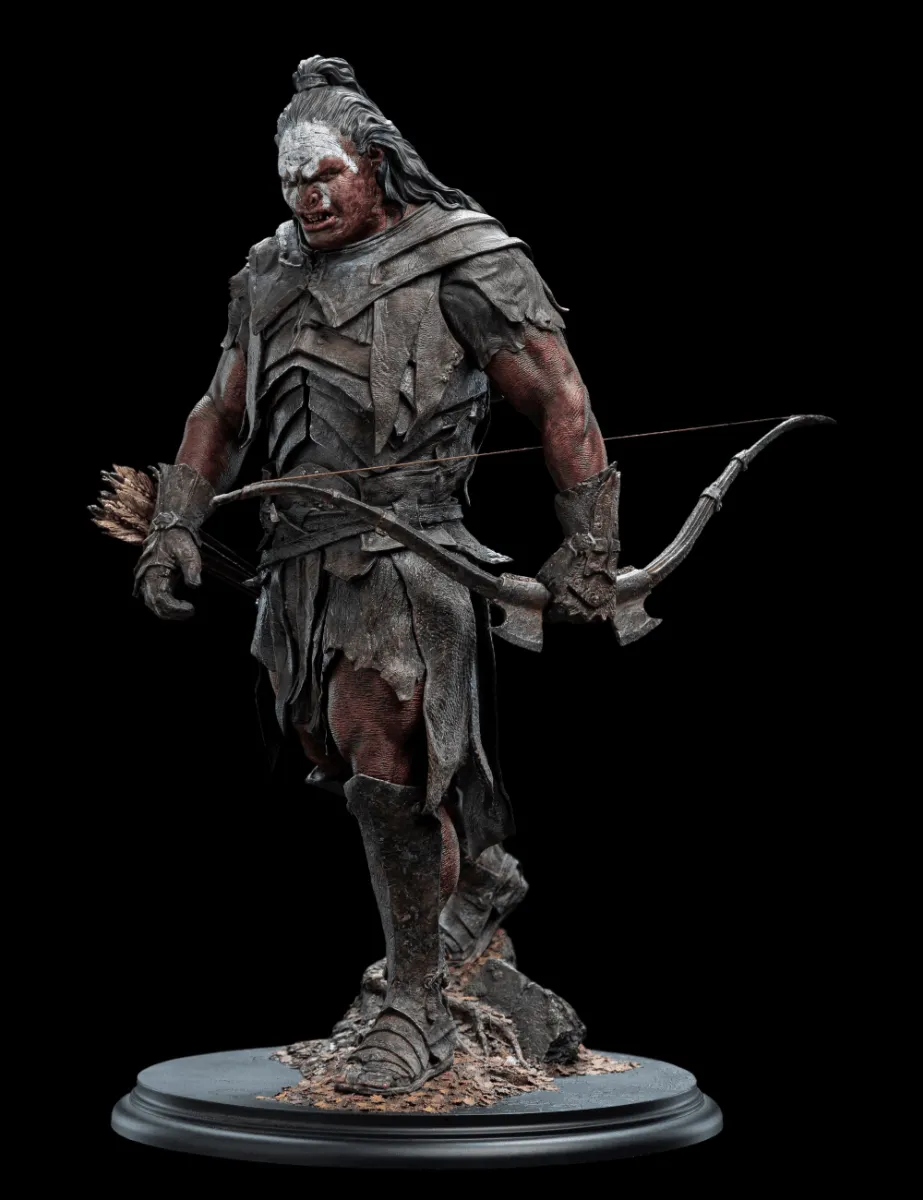 The Lord of the Rings - Lurtz: Hunter of Men 1:6 Scale Statue - Image 2