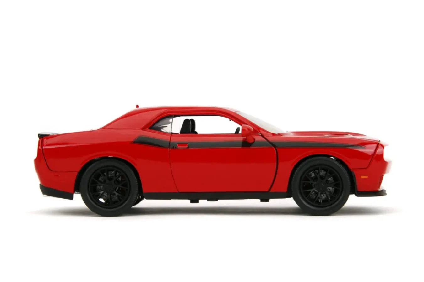 The Walking Dead - Glenn with 2015 Dodge Challenger 1:24 Scale Diecast Vehicle Set - Image 6