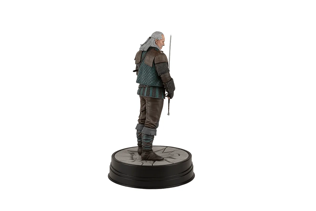 The Witcher 3 - Vesemir Figure - Image 6