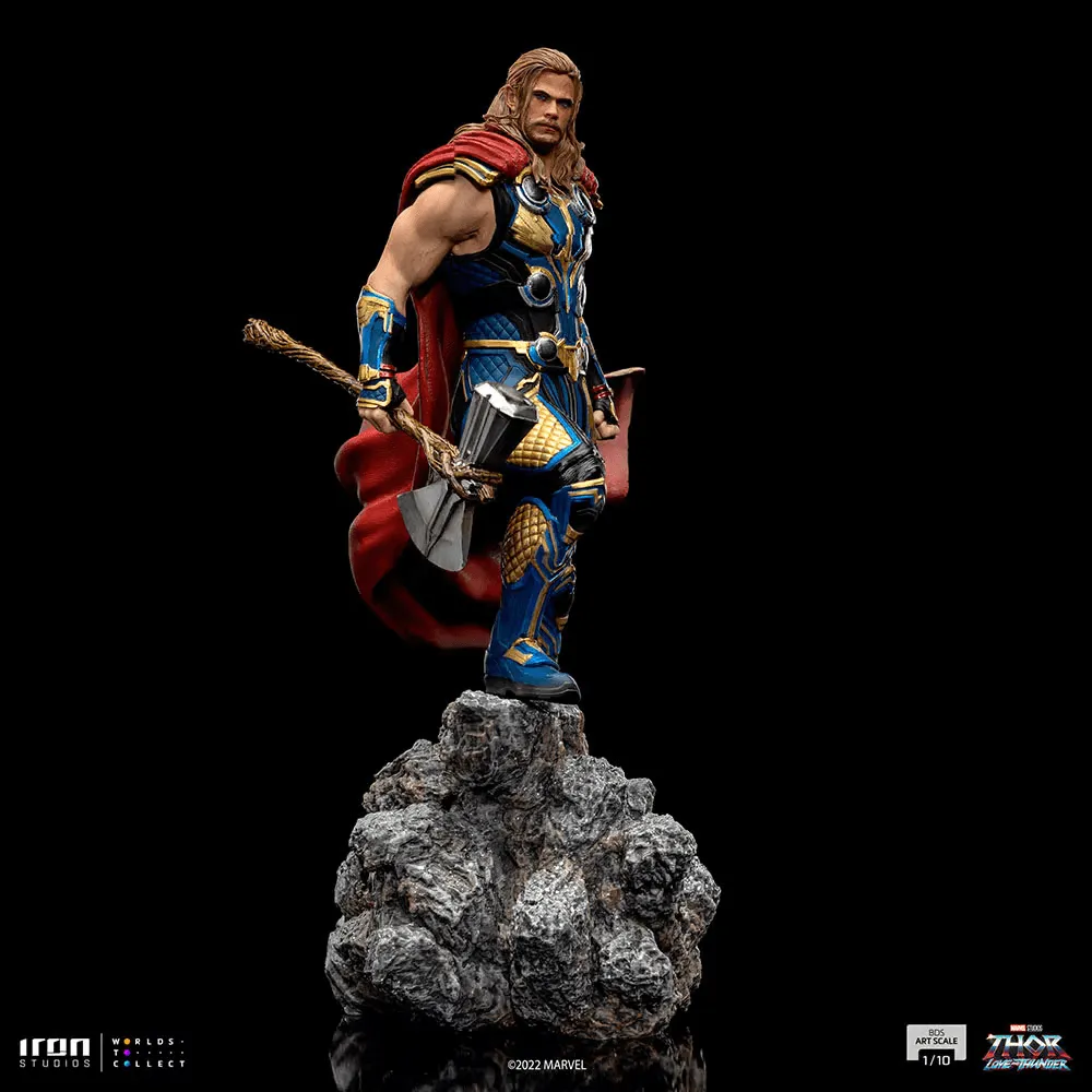 Thor 4: Love and Thunder - Thor 1:10 Scale Statue - Image 5