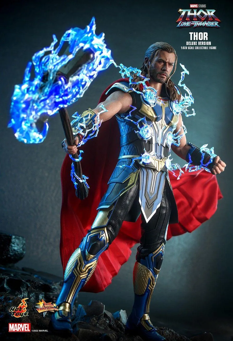Thor 4: Love and Thunder - Thor Deluxe 1:6 Scale Action Figure - Image 2
