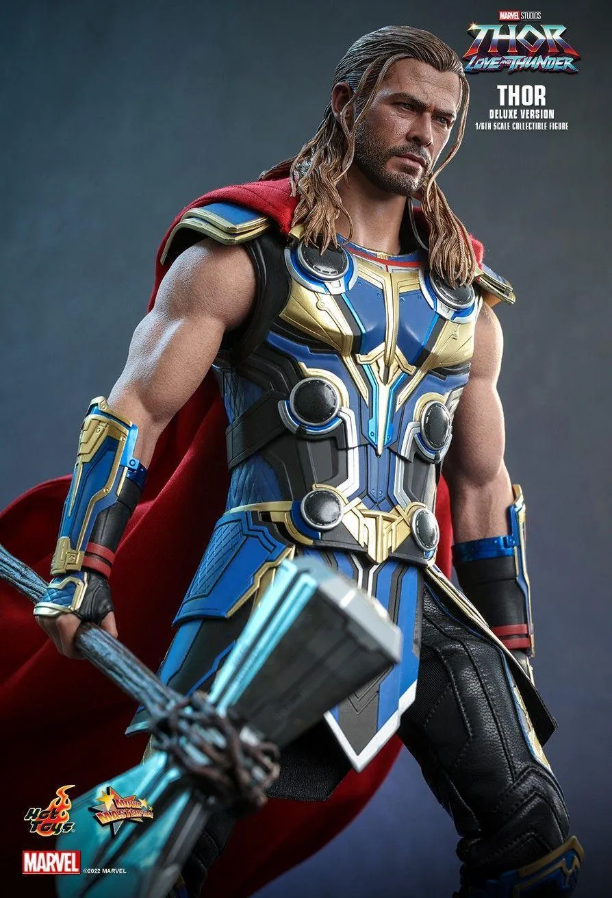 Thor 4: Love and Thunder - Thor Deluxe 1:6 Scale Action Figure - Image 4