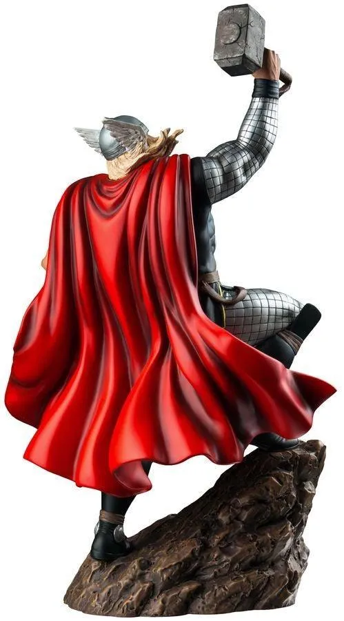 Thor - Thor with Interchangeable Head Limited Edition 1:6 Scale Statue - Image 7