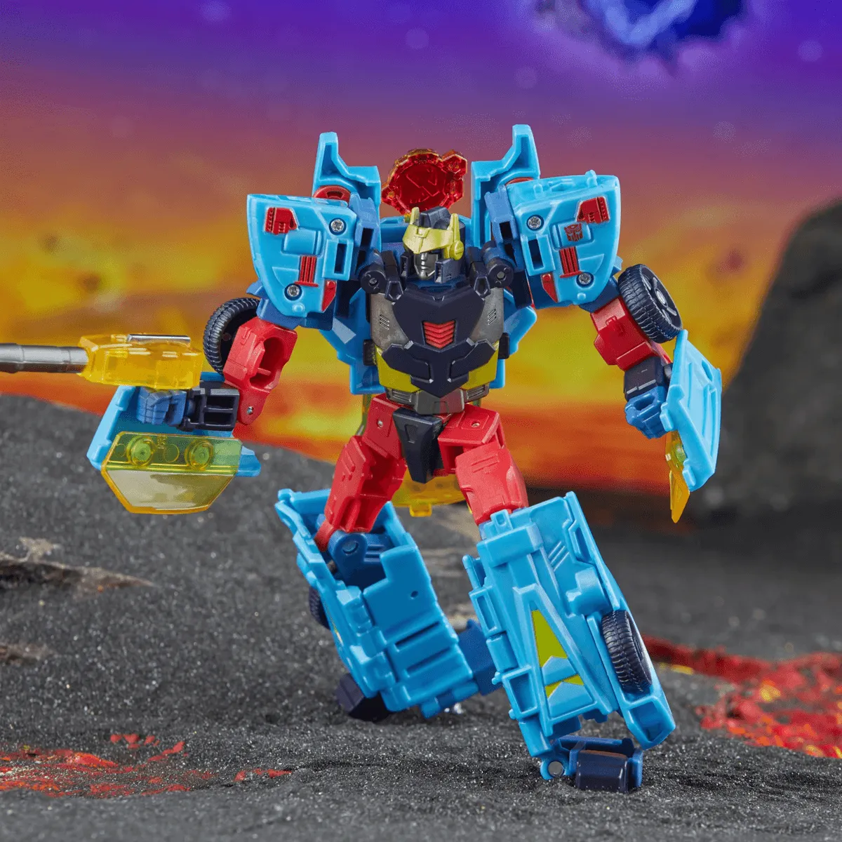 Transformers Legacy United: Deluxe Class - Cybertron Universe Hot Shot - Image 13