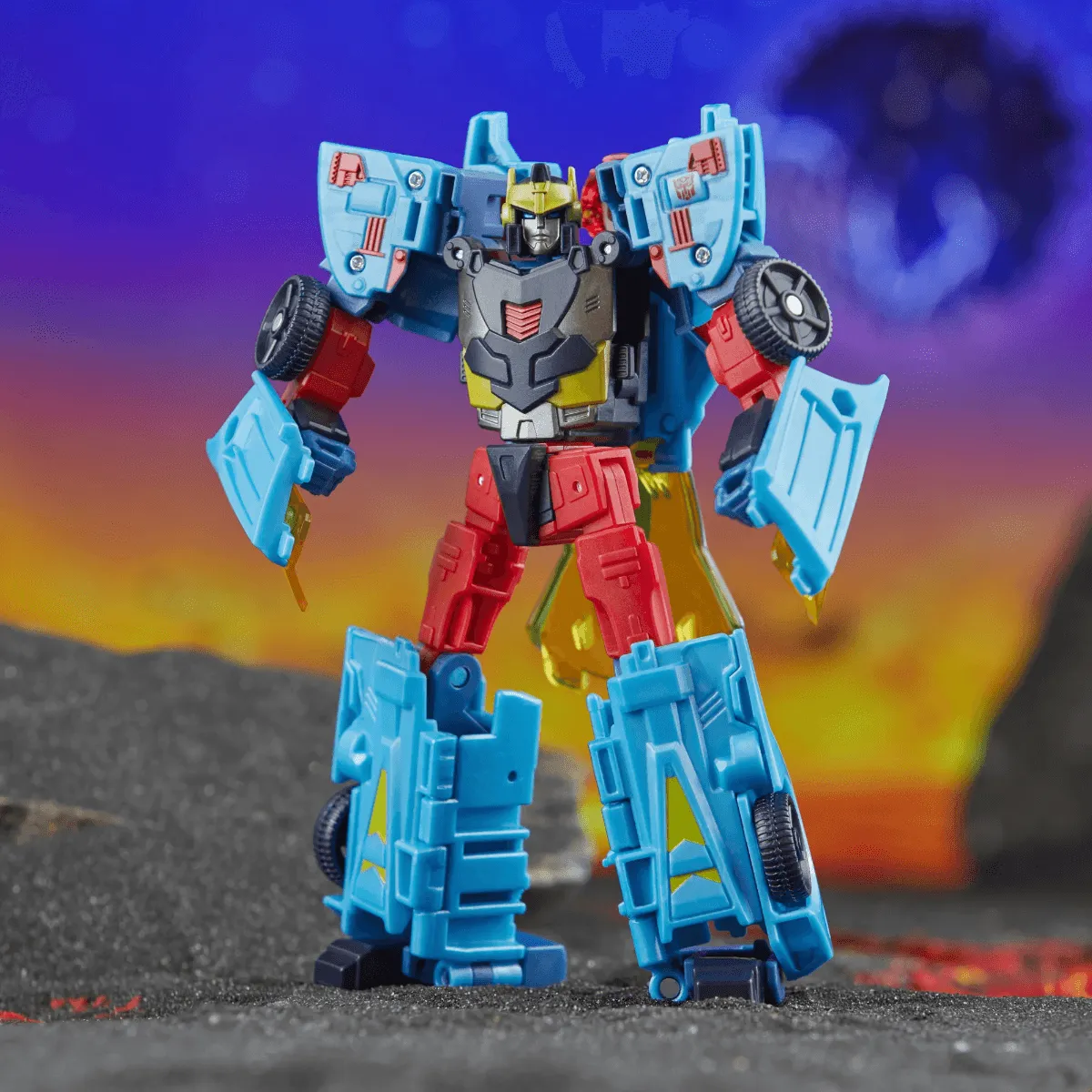 Transformers Legacy United: Deluxe Class - Cybertron Universe Hot Shot - Image 6