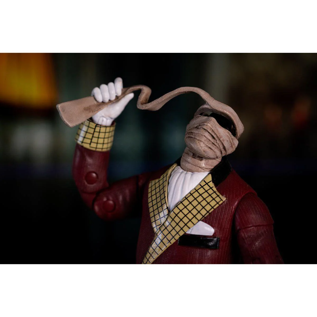Universal Monsters - Invisible Man Deluxe 6" Action Figure - Image 8