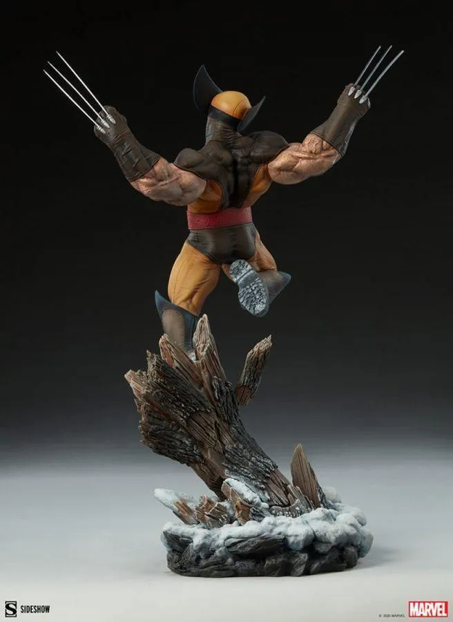 X-Men - Wolverine Premium Format Statue - Image 5